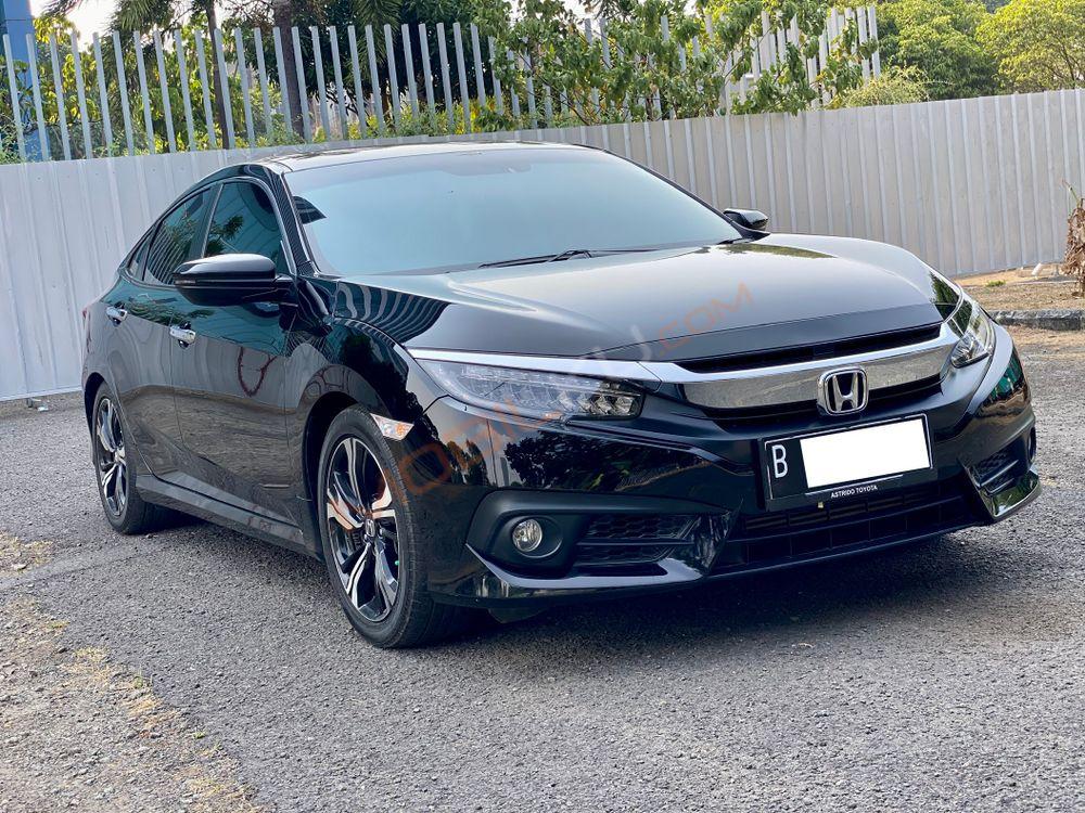Mobil Honda Civic Sedan 2017