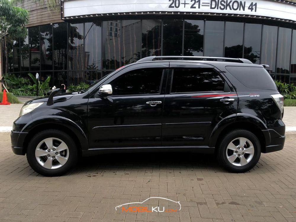 Mobil Toyota Rush 2014