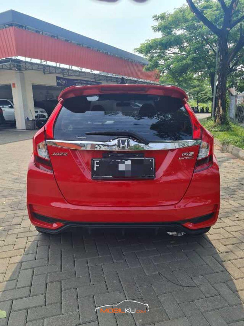 Mobil Honda Jazz 2019