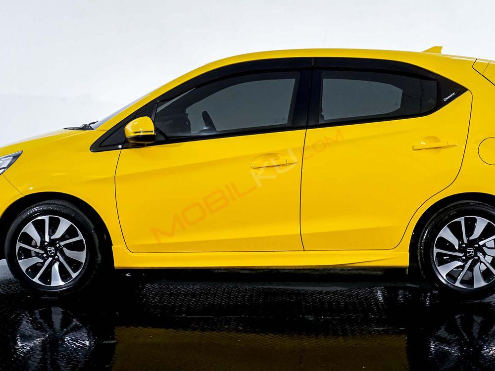 Mobil Honda Brio 2021