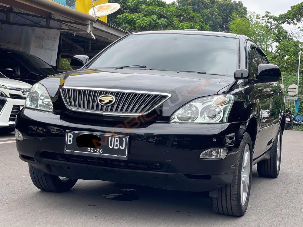 Mobil Toyota Harrier 2006