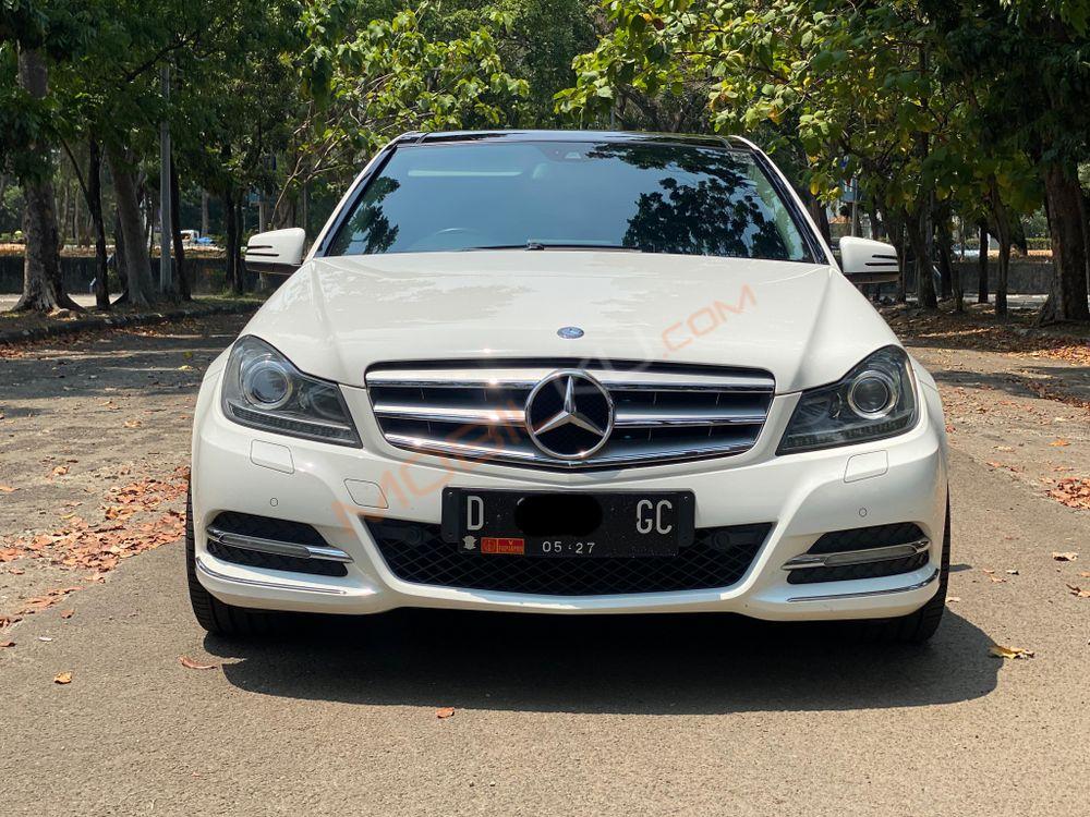 Mobil Mercedes-Benz C-Class 2013