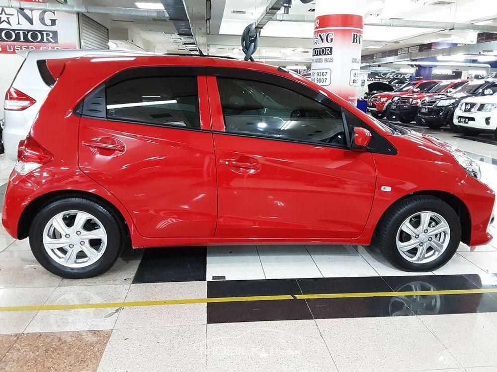 Mobil Honda Brio 2018