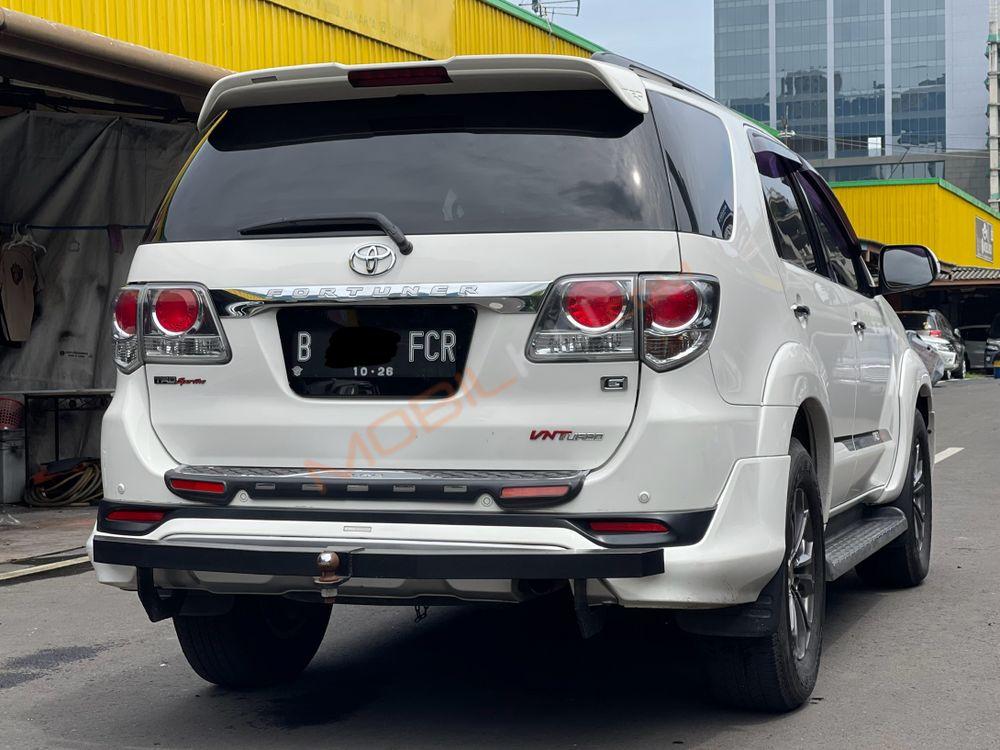 Mobil Toyota Fortuner 2012
