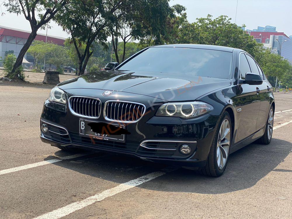 Mobil BMW 5 Series 2016