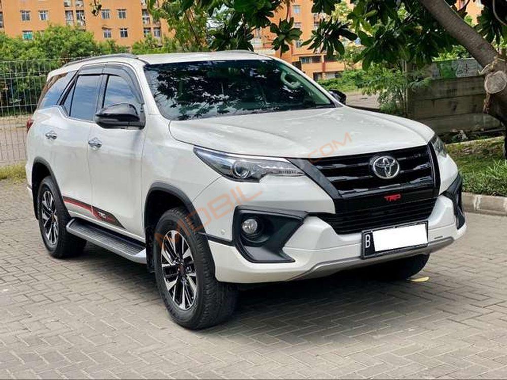 Mobil Toyota Fortuner 2019