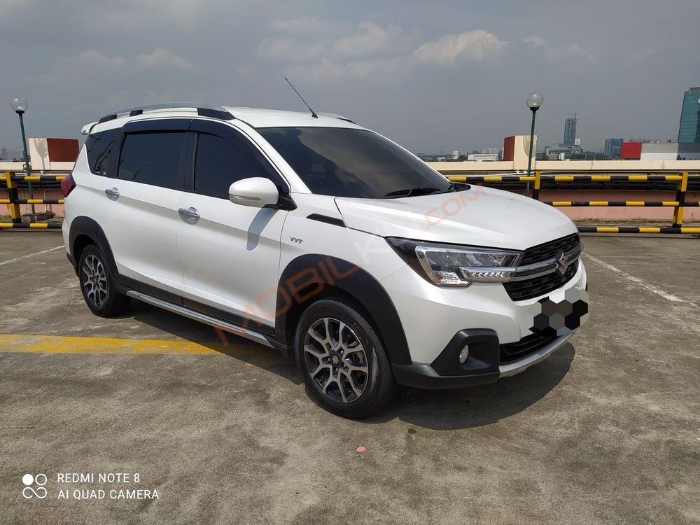 Mobil Suzuki XL7 2021