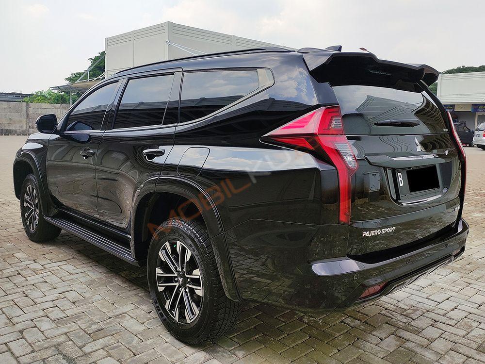 Mobil Mitsubishi Pajero Sport 2021