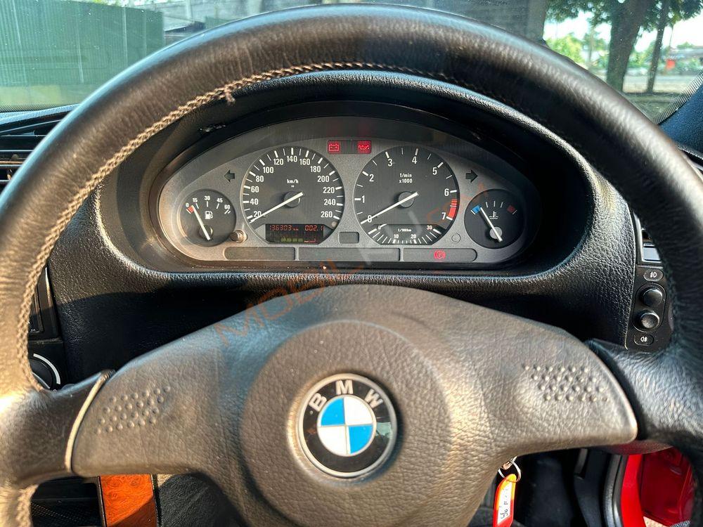Mobil BMW 3 Series 1995