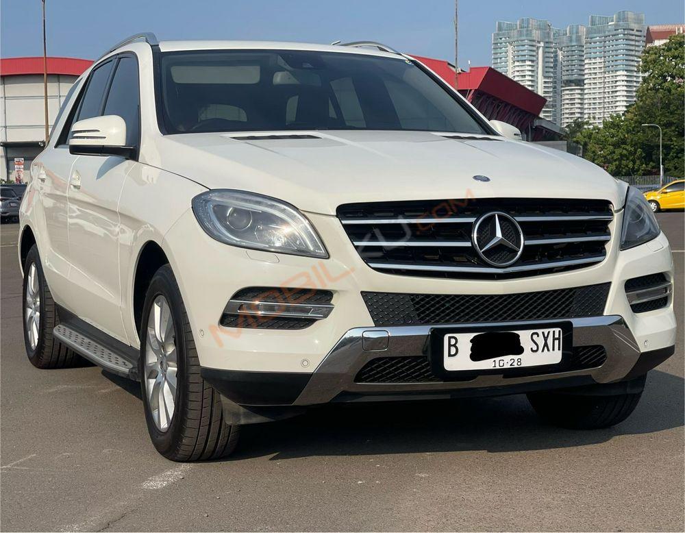 Mobil Mercedes-Benz ML 2013