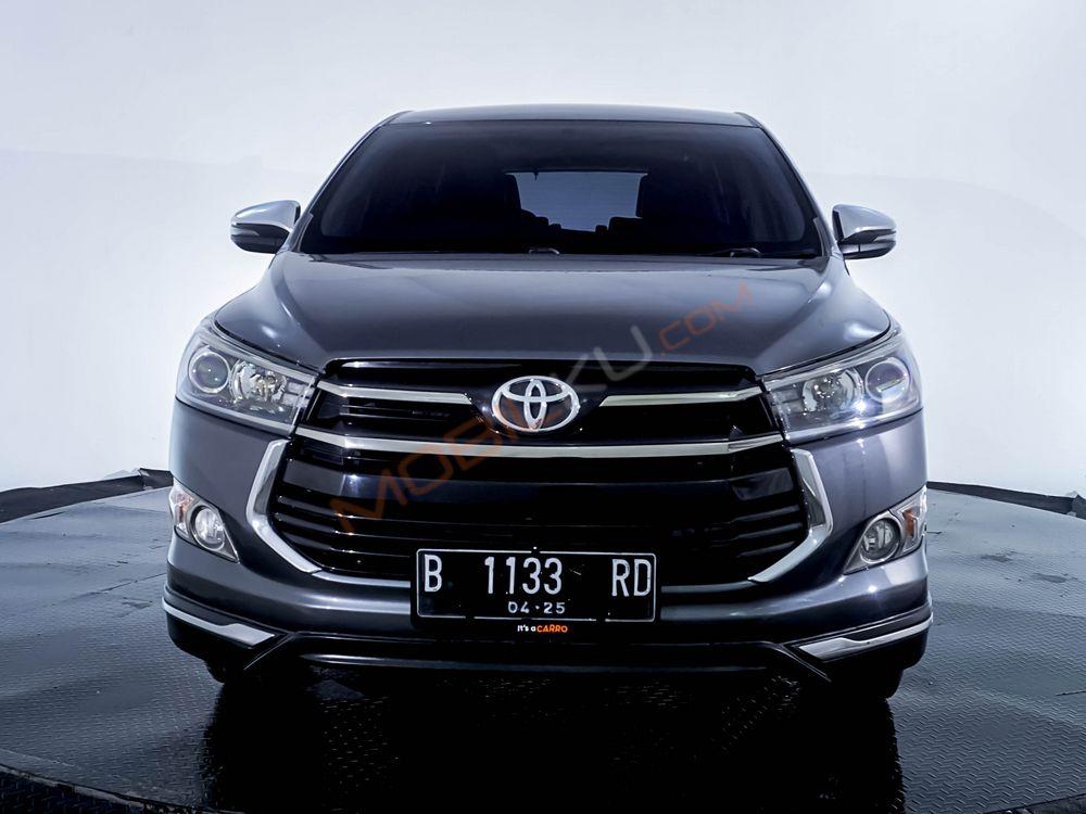 Mobil Toyota Kijang Innova 2020