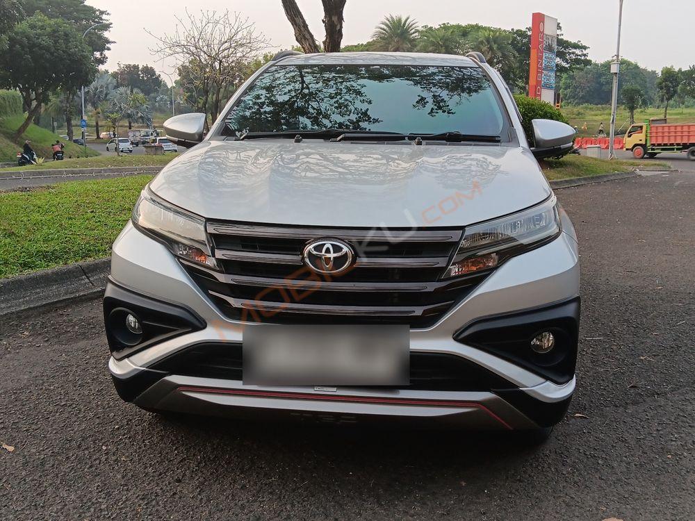 Mobil Toyota Rush 2018