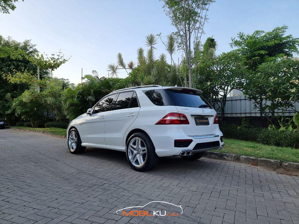 Mobil Mercedes-Benz ML 2014