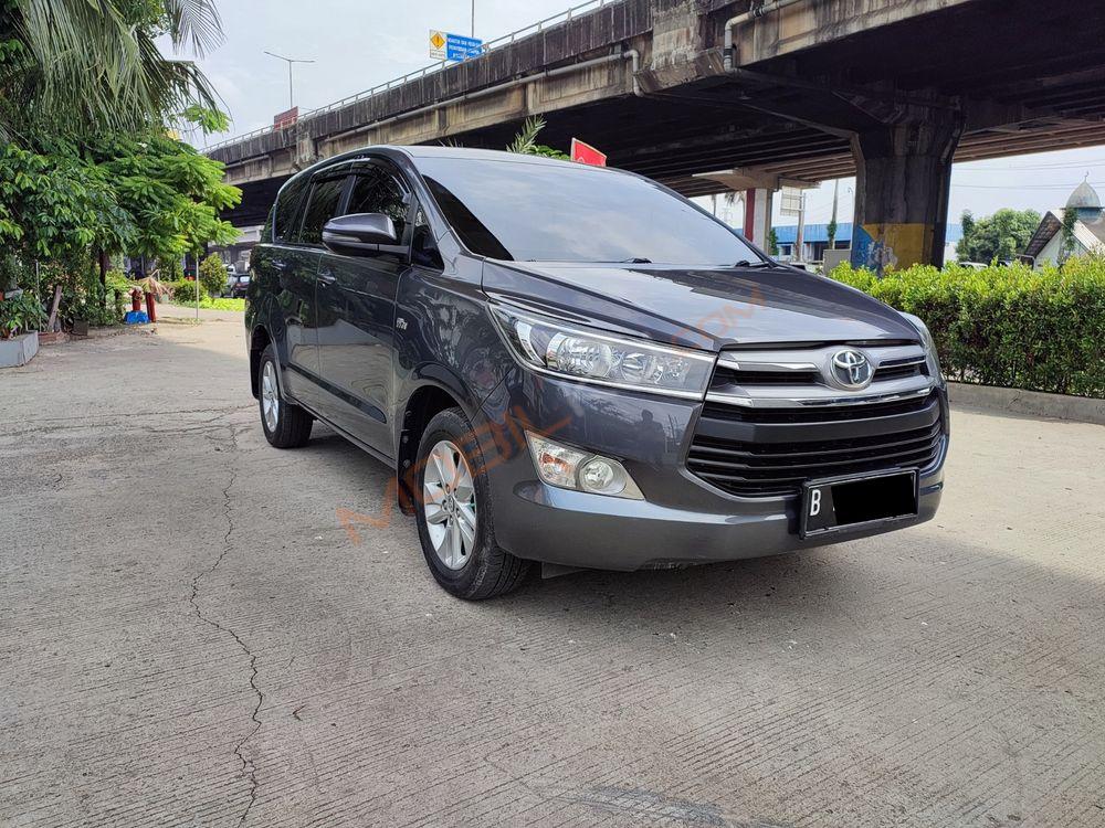 Mobil Toyota Kijang Innova 2019