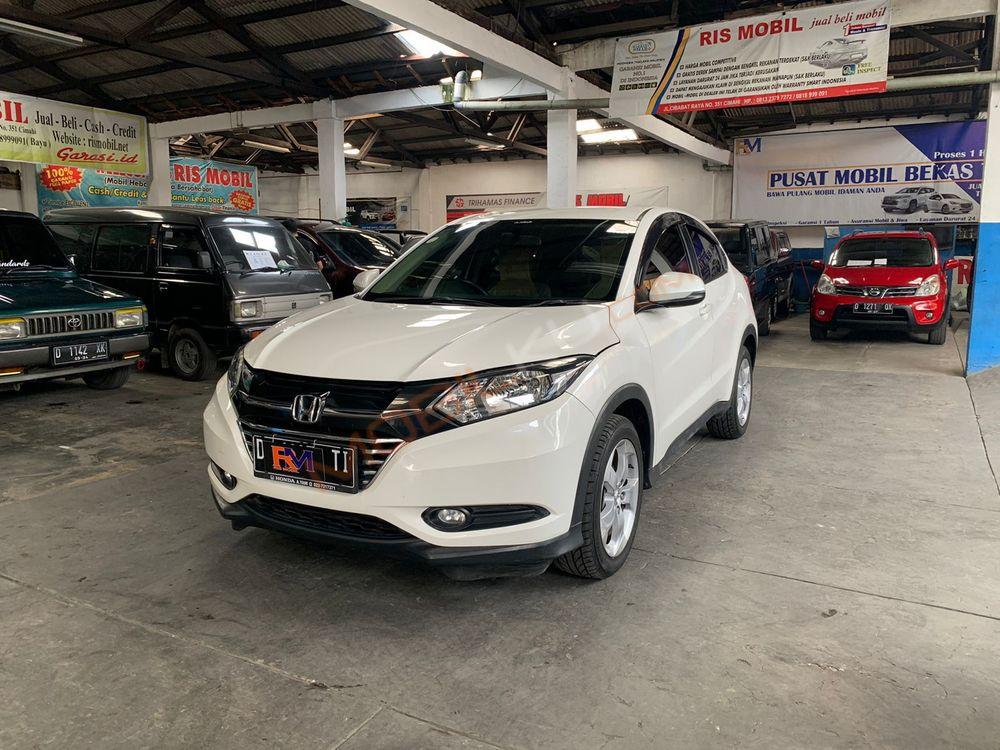 Mobil Honda HR-V 2015