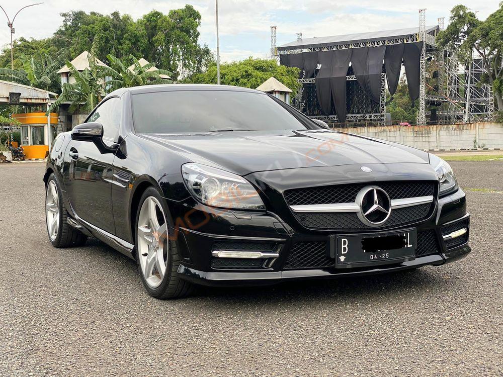 Mobil Mercedes-Benz SLK 2013