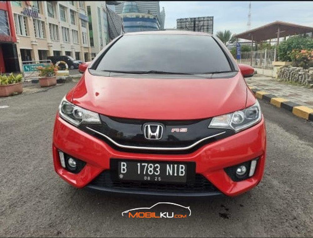 Mobil Honda Jazz 2010