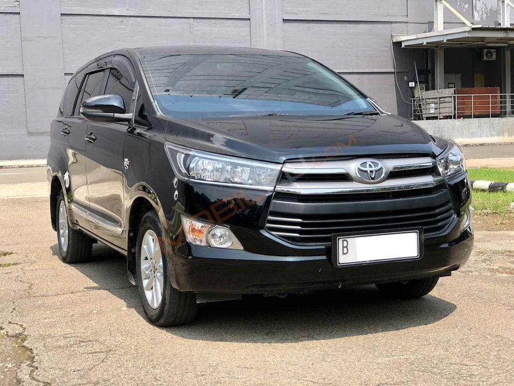 Mobil Toyota Kijang Innova 2020