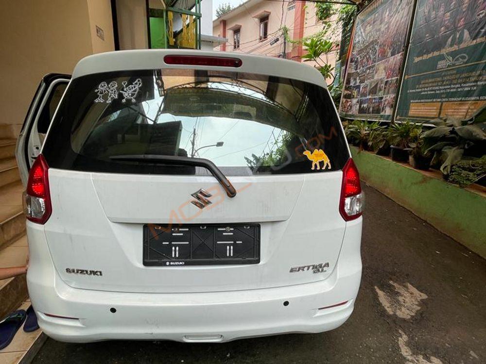 Mobil Suzuki Ertiga 2014