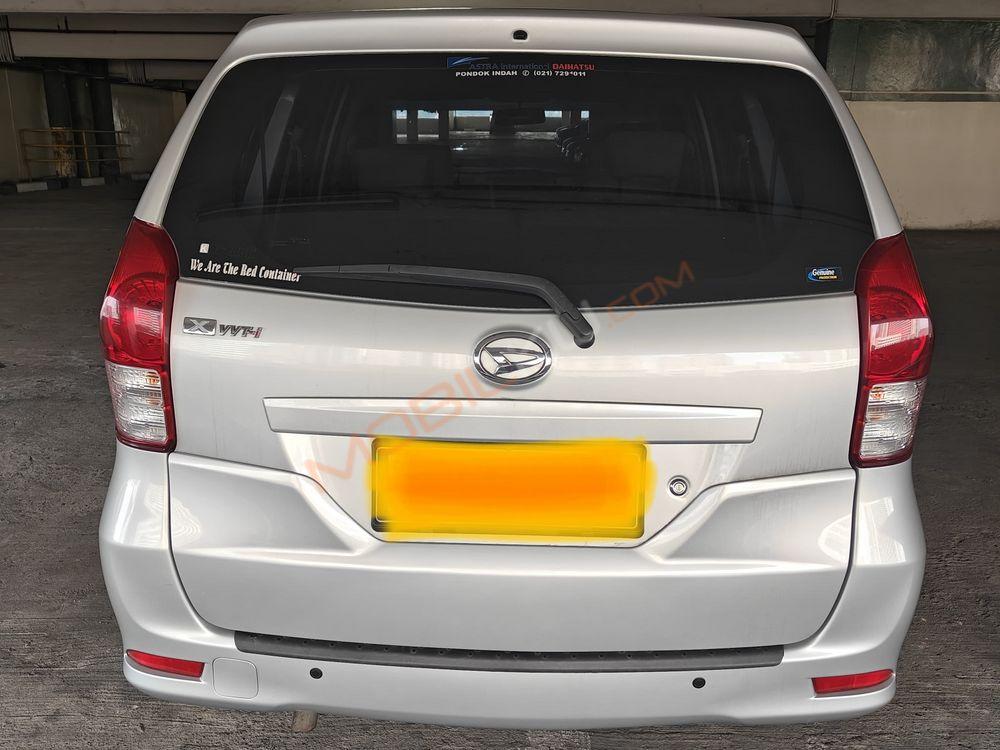 Mobil Daihatsu Xenia 2014