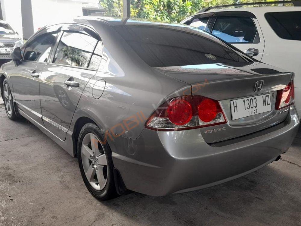 Mobil Honda Civic Sedan 2006
