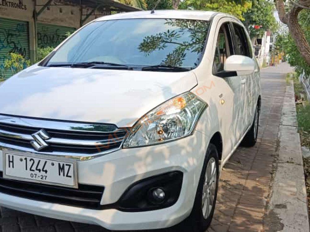 Mobil Suzuki Ertiga 2017