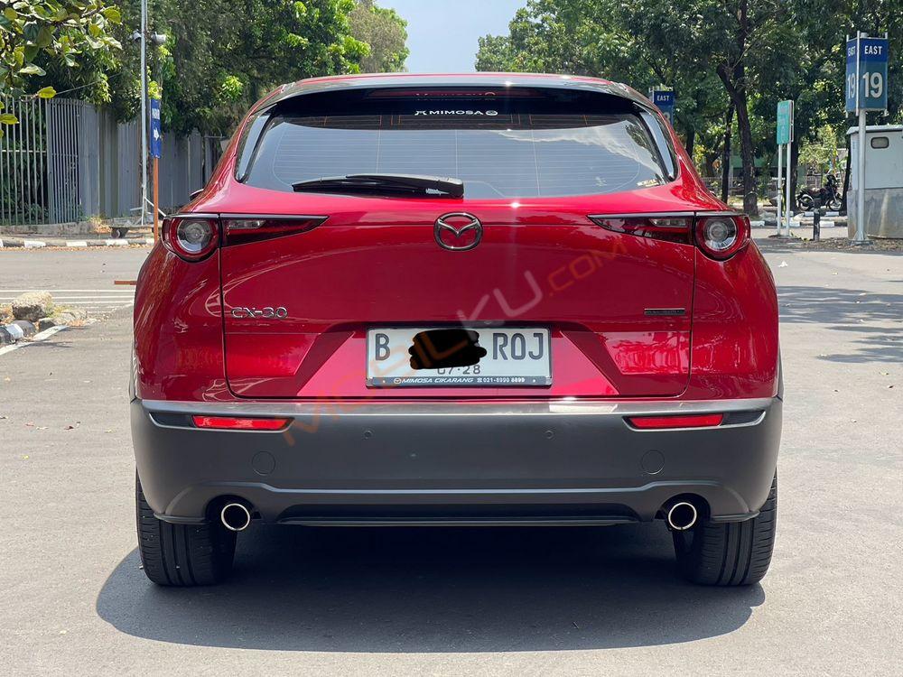 Mobil Mazda CX-30 2023