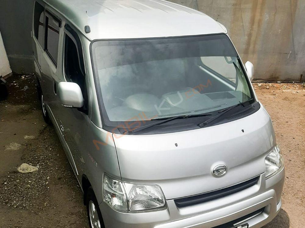 Mobil Daihatsu Gran Max 2018