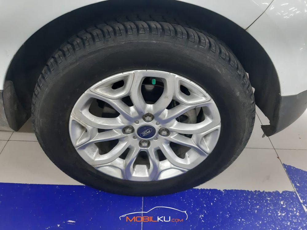 Mobil Ford EcoSport 2014