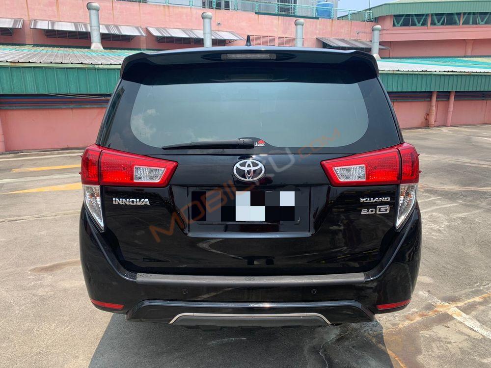 Mobil Toyota Kijang Innova 2018