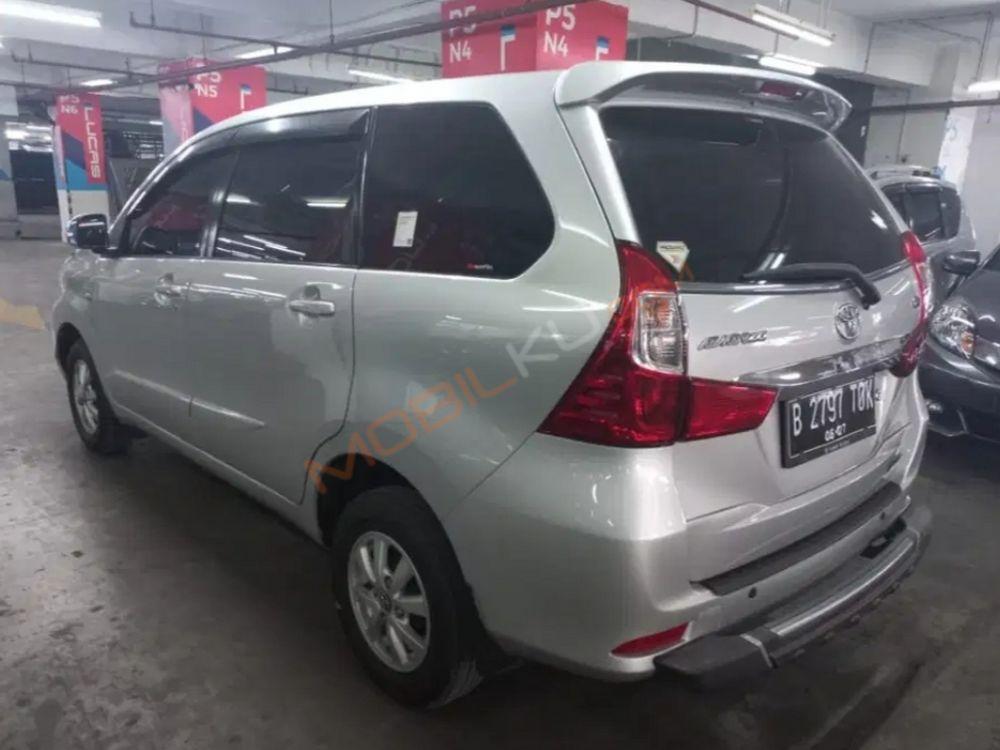 Mobil Toyota Avanza 2017
