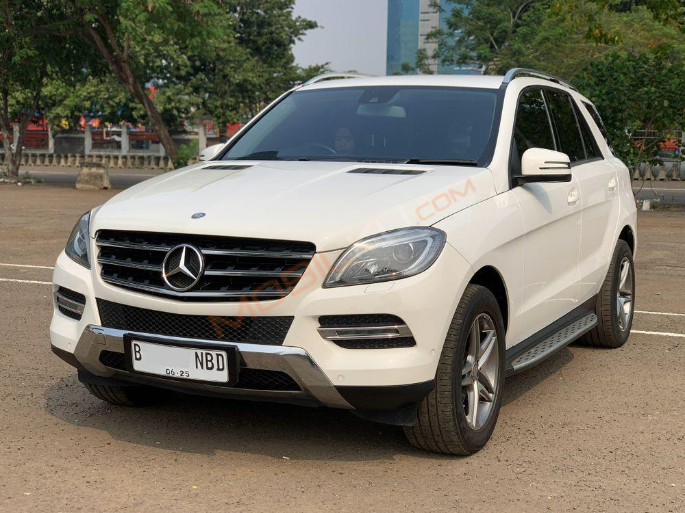Mobil Mercedes-Benz ML 2015