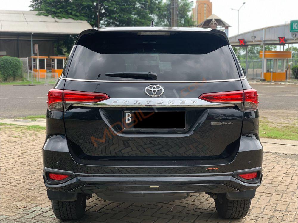 Mobil Toyota Fortuner 2019