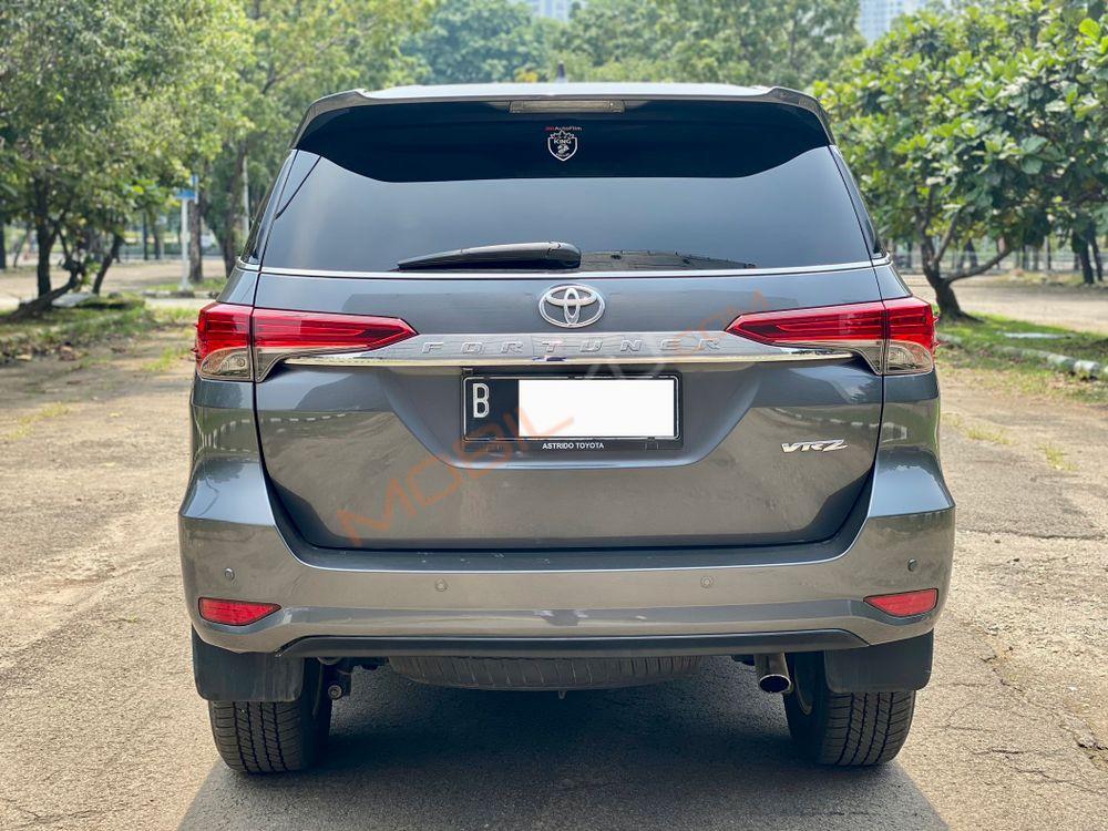 Mobil Toyota Fortuner 2017