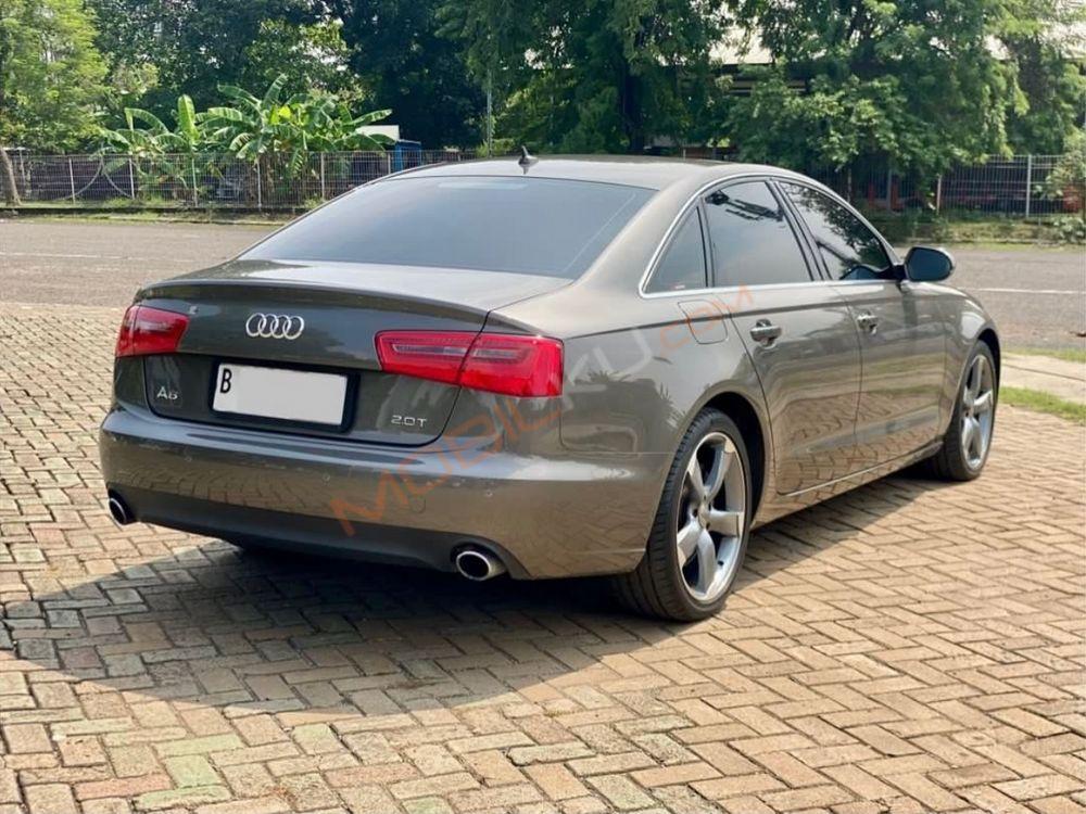 Mobil Audi A6 2013