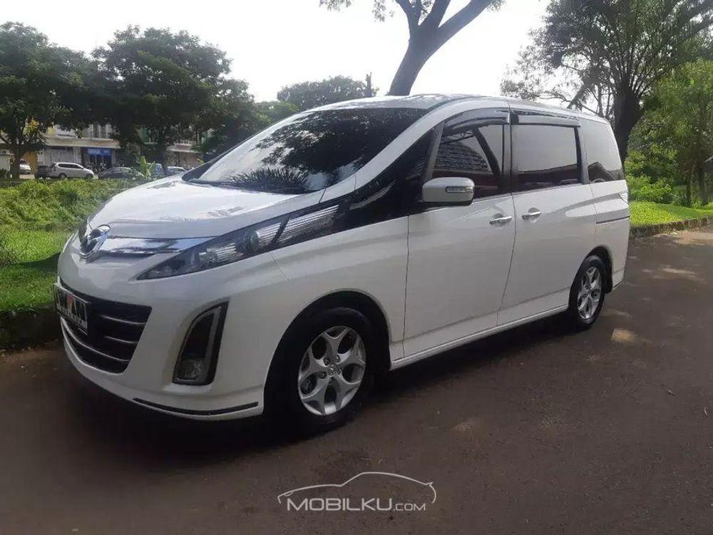 Mobil Mazda Biante 2013