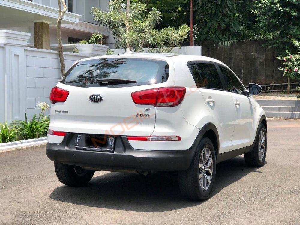 Mobil Kia Sportage 2014