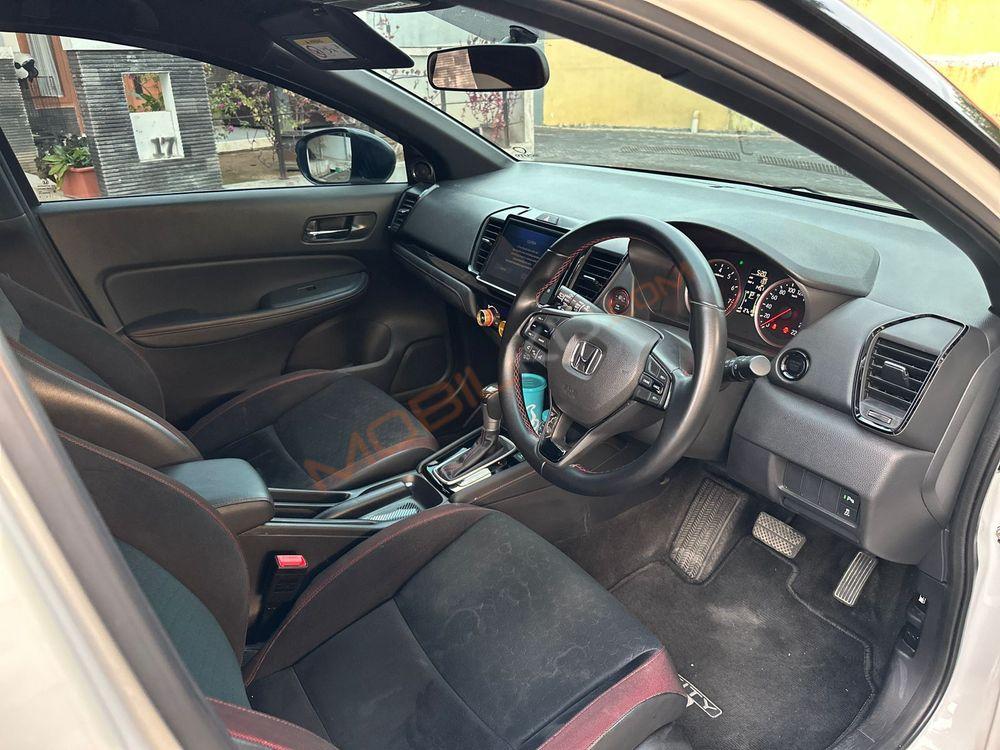 Mobil Honda City Hatchback 2022