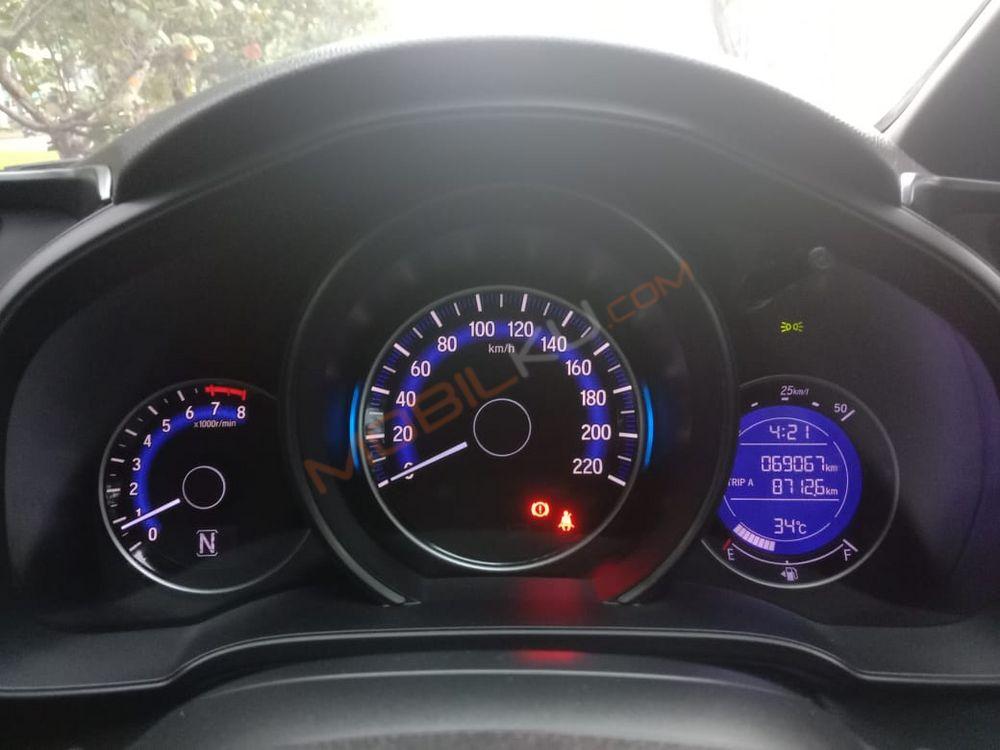 Mobil Honda Jazz 2018