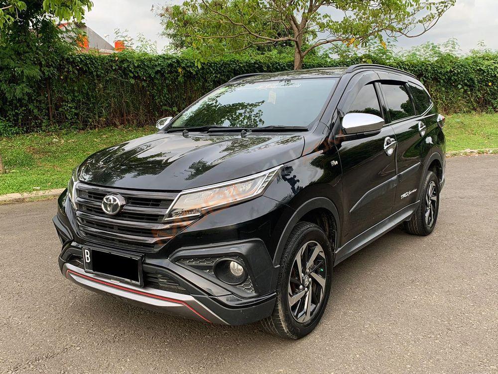 Mobil Toyota Rush 2018