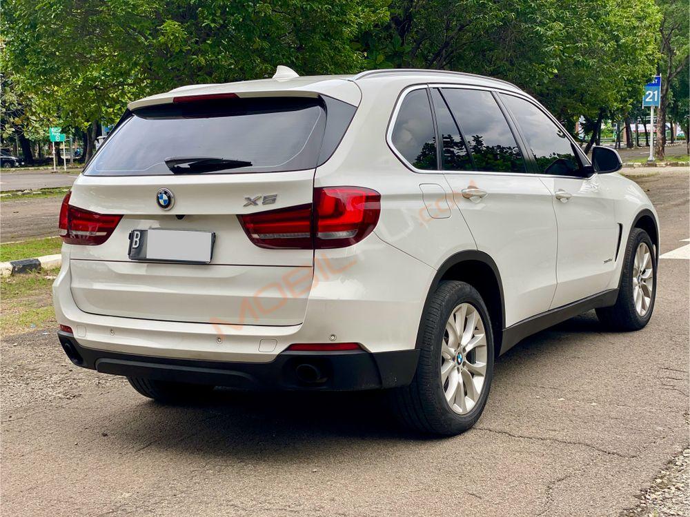 Mobil BMW X5 2016