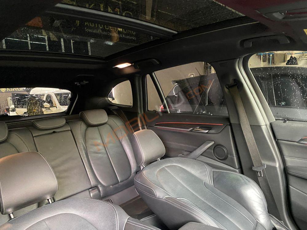 Mobil BMW X1 2019