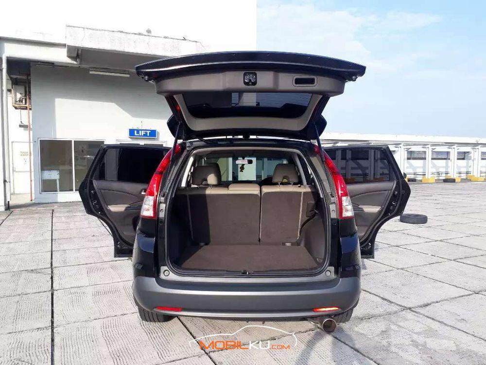 Mobil Honda CR-V 2012