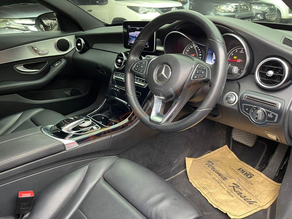 Mobil Mercedes-Benz C-Class 2018