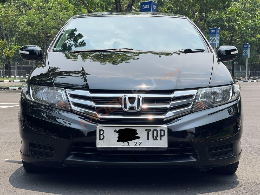 Mobil Honda City Sedan 2012