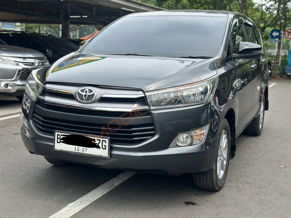 Mobil Toyota Kijang Innova 2017