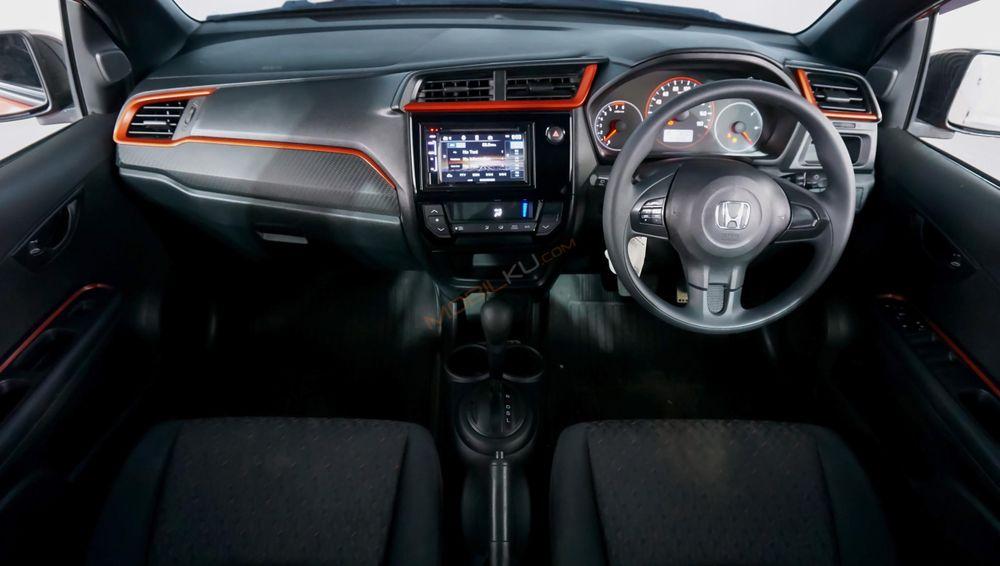 Mobil Honda Brio 2019