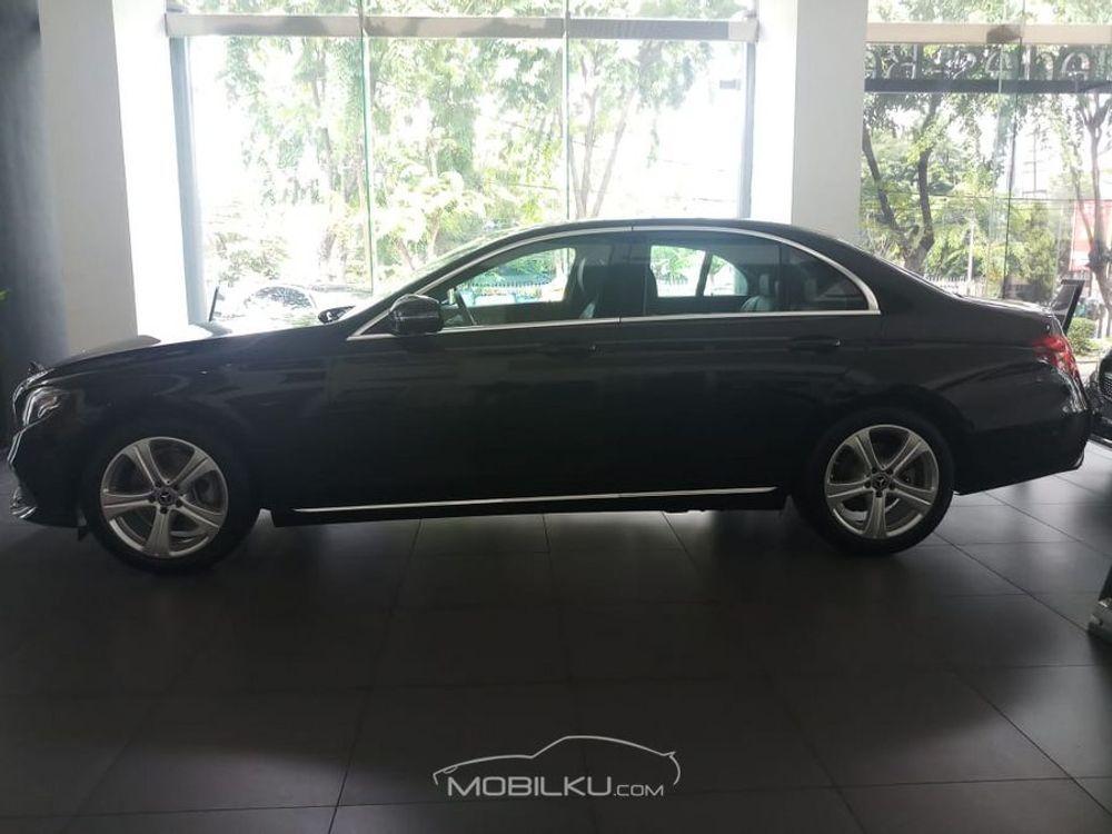 Mobil Mercedes-Benz E-Class 2018