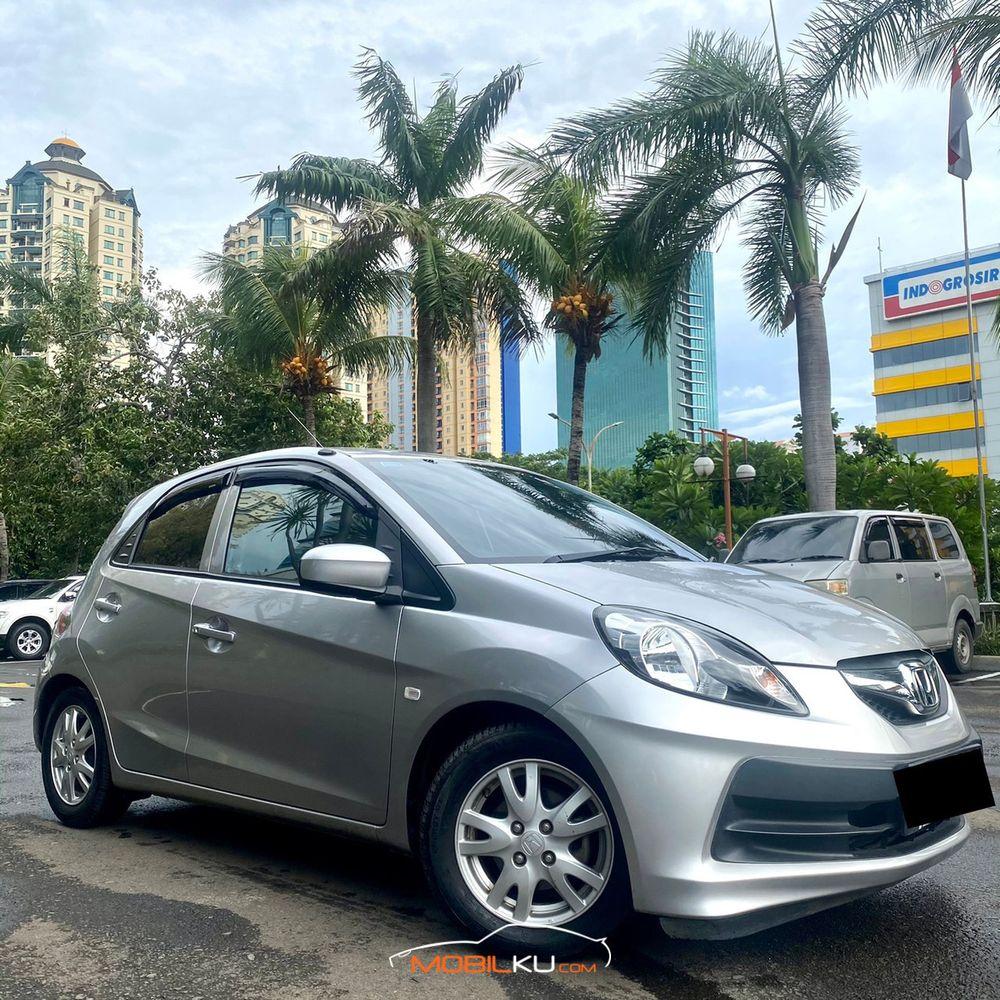 Mobil Honda Brio 2013