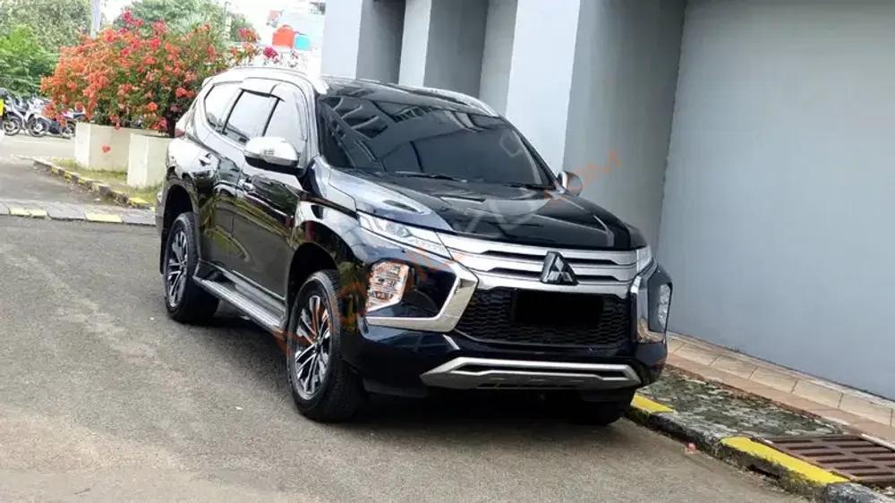 Mobil Mitsubishi Pajero Sport 2023